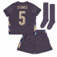 Camiseta Inglaterra John Stones #5 Visitante Equipación para niños Eurocopa 2024 manga corta (+ pantalones cortos)